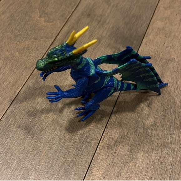 Dragon Action Figure Set - Multicolor - Picture 5 of 8